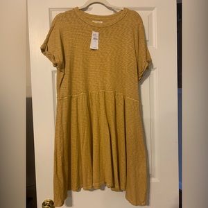 Never worn with tags! American Eagle empire waist dress mustard color size Large